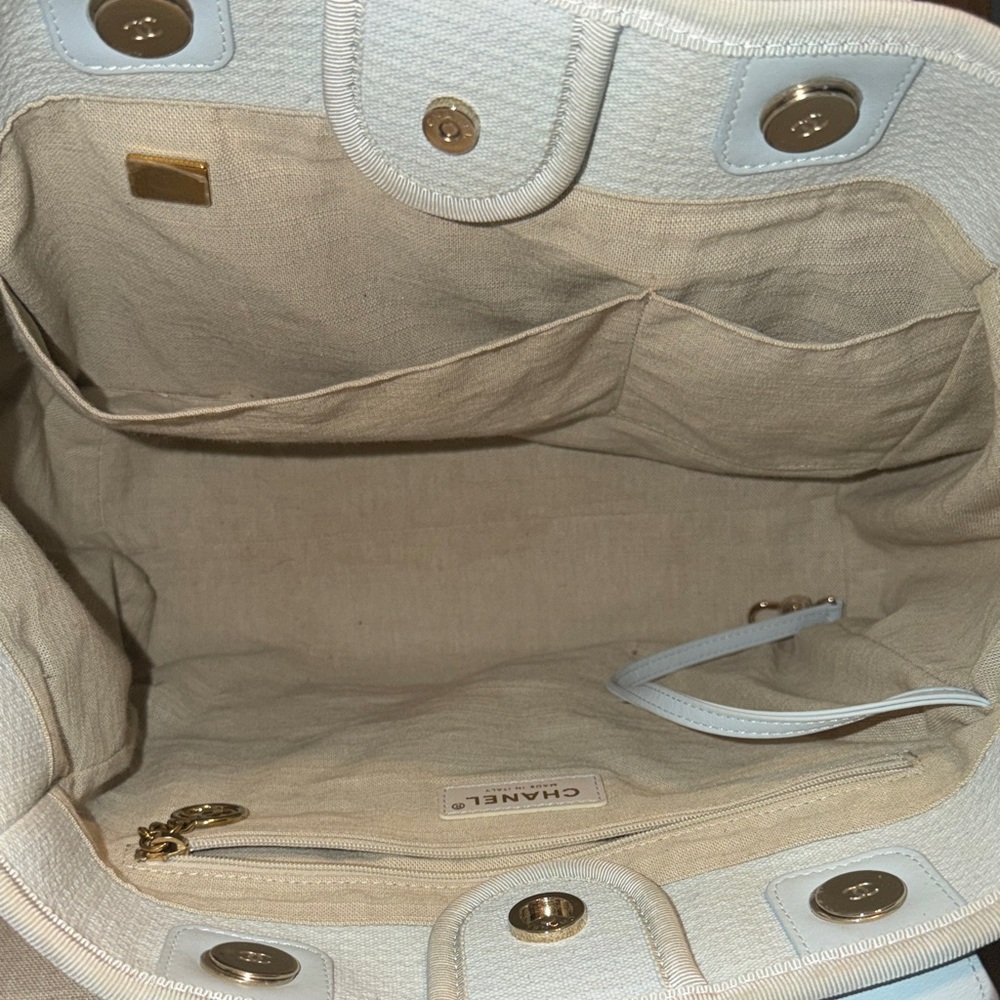 AUTHENTIC Chanel Small Deauville Shopping Tote in Blue Boucle w/ Gold Hardware - Picture 7 of 15